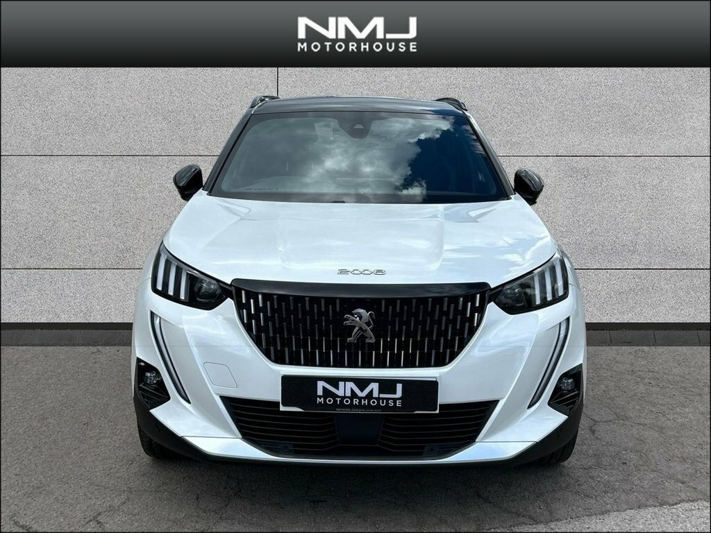 Peugeot 2008 2022 1.2 Puretech Gt Premium Eat Euro 6 Ss CV72UPW White #2