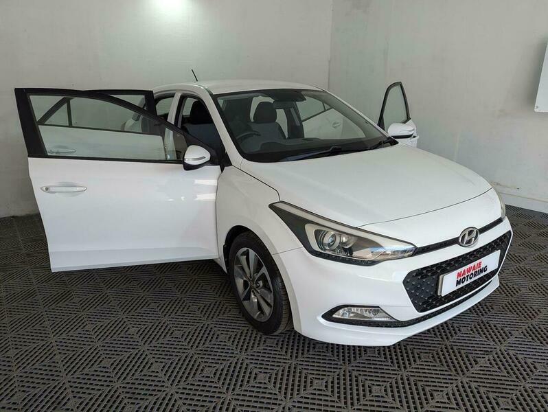Hyundai I20 1.2 Blue Drive Se White #5