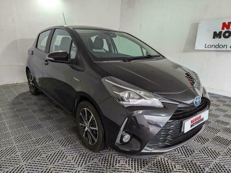 Toyota Yaris 1.5 Vvt-h Icon Tech Black