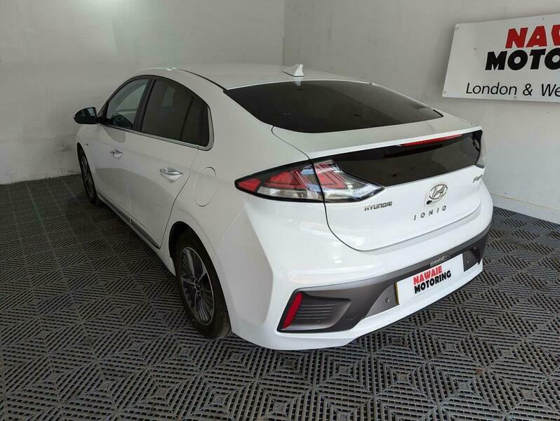 Hyundai Ioniq 1.6 H-gdi 8.9Kwh Premium CU69TLX White #4
