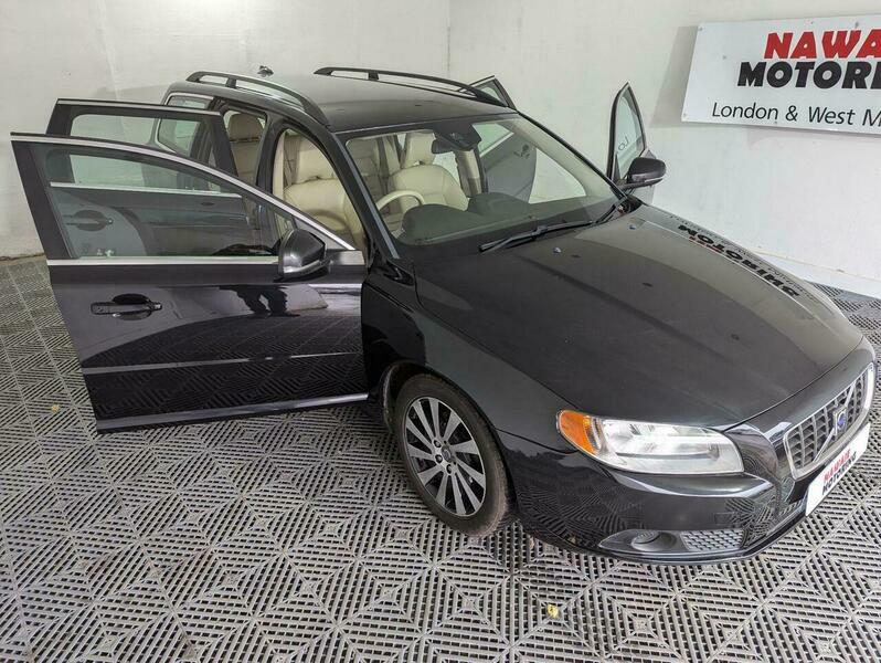 Volvo V70 1.6 D2 Se Powershift Black #5