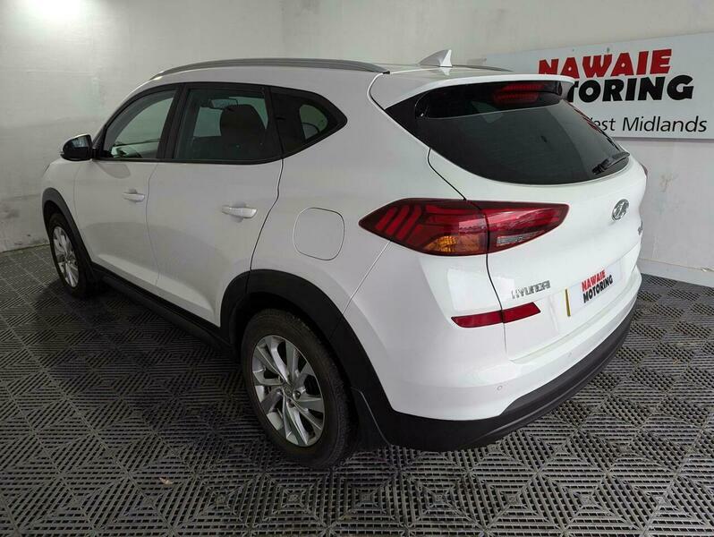 Hyundai Tucson 1.6 Gdi Se Nav FD69UVO White #4