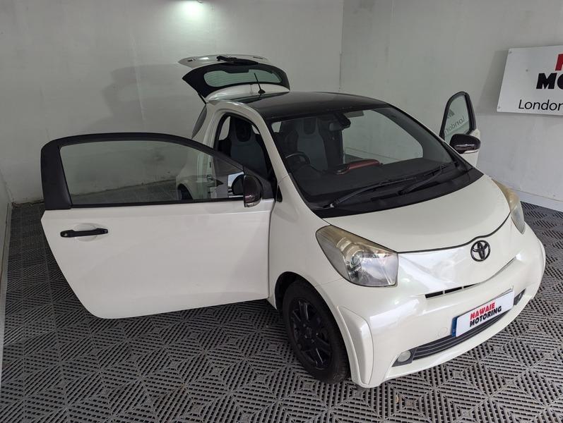 Toyota IQ 1.0 Vvt-i 2 Multidrive White #6