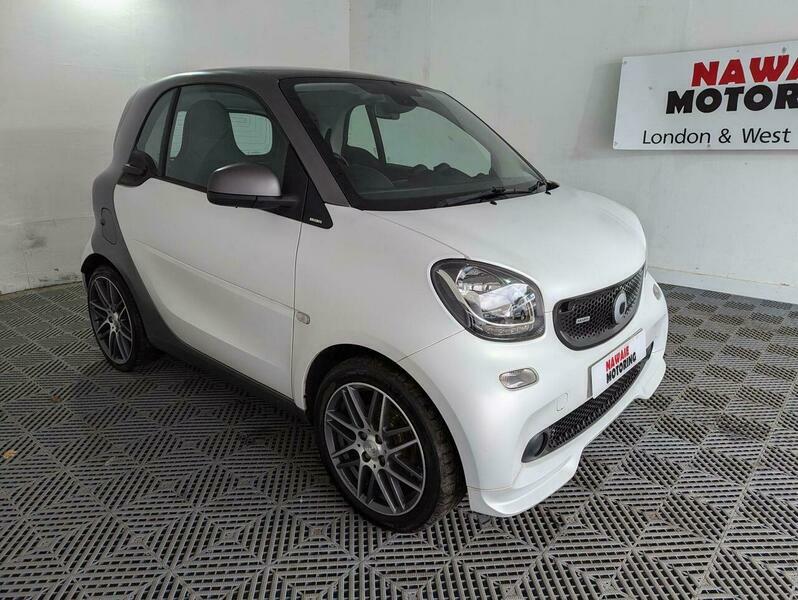 Smart Fortwo 0.9T Brabus Premium Twinamic White