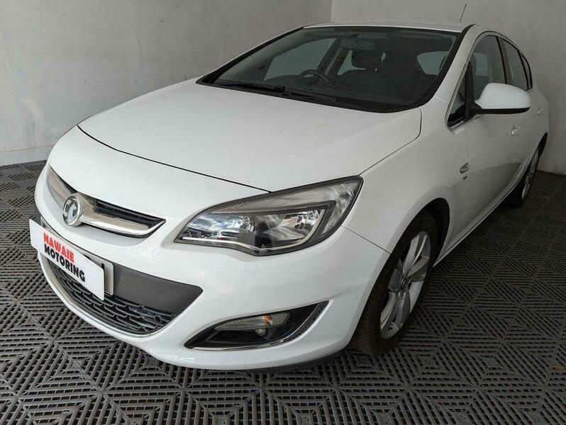 Vauxhall Astra 1.6I Sri Euro 6 White #3
