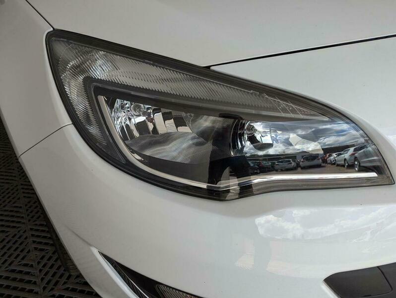 Vauxhall Astra Excite Black #32