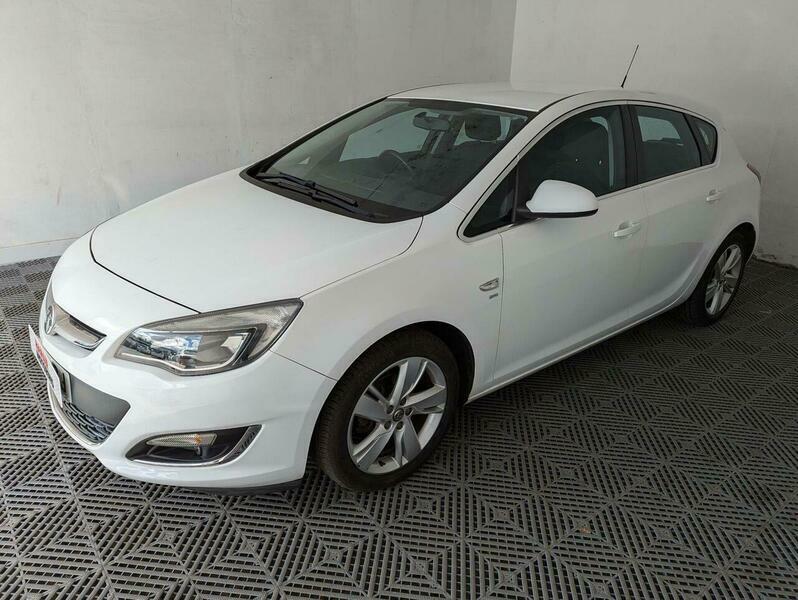 Vauxhall Astra 1.6I Sri Euro 6 White #5