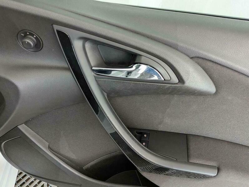 Vauxhall Astra Excite Black #23