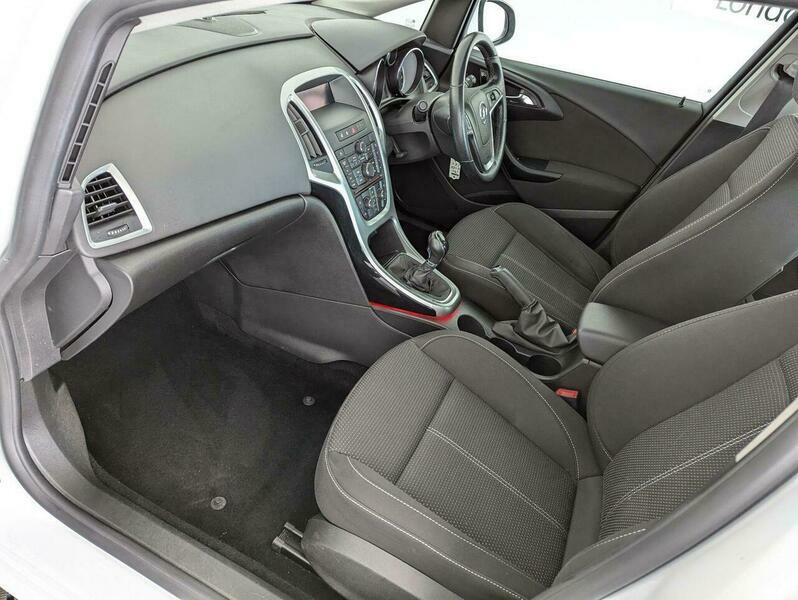Vauxhall Astra Excite Black #28
