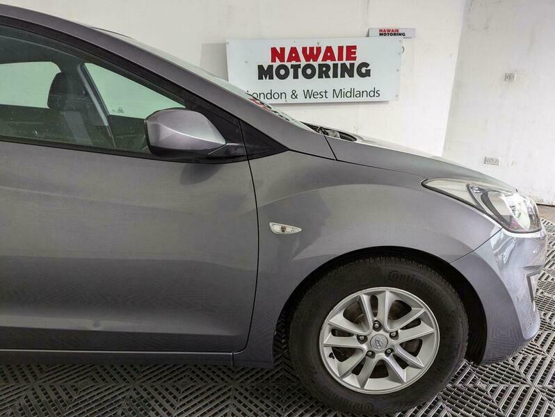 Hyundai I30 1.6 Active Hatchback White #33