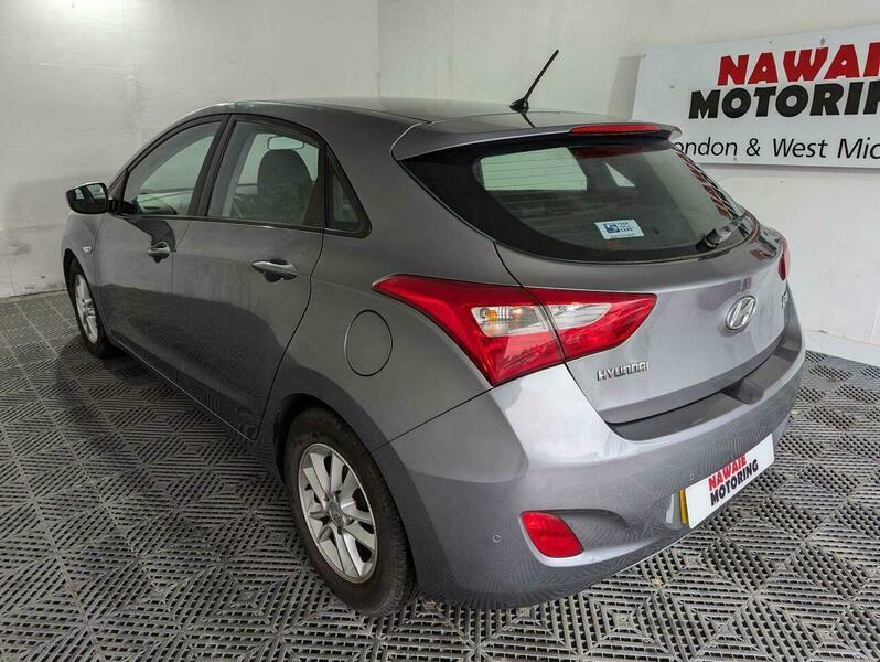 Hyundai I30 1.4 Active Euro 5 Grey #4