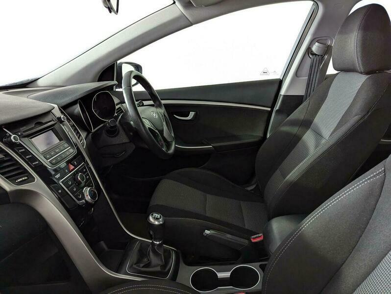 Hyundai I30 1.6 Active Hatchback White #28