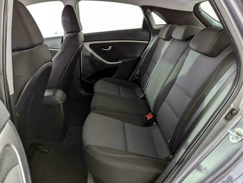 Hyundai I30 1.6 Active Hatchback White #19