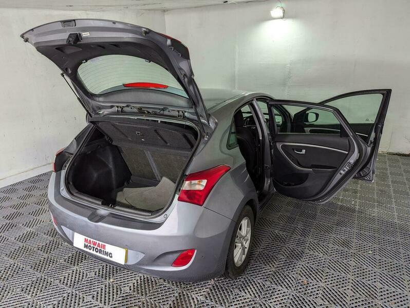 Hyundai I30 1.6 Active Hatchback White #35