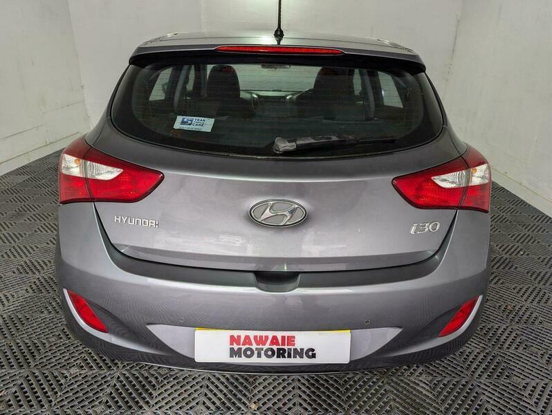 Hyundai I30 1.6 Active Hatchback White #10