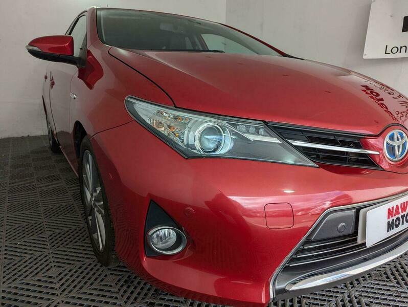Toyota Auris 1.8 Vvt-h Excel Cvt DX63ZFP Red #5
