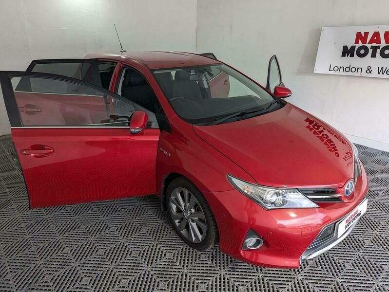 Toyota Auris 1.8 Vvt-h Excel Cvt DX63ZFP Red #6