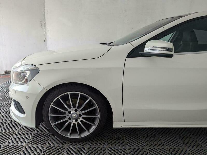 Mercedes-Benz A Class A220d Amg Line Premium Plus White #30