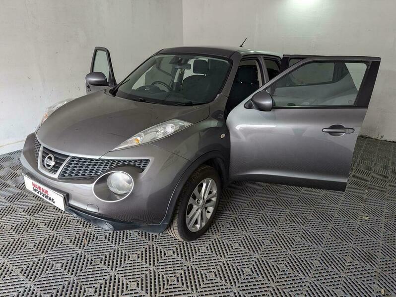Nissan Juke 1.6L Acenta Red #7