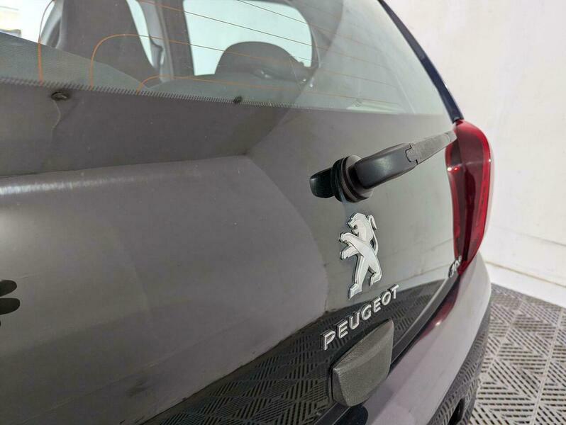 Peugeot 108  White #12