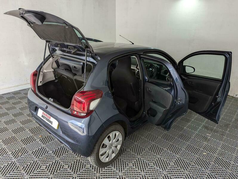 Peugeot 108  White #22