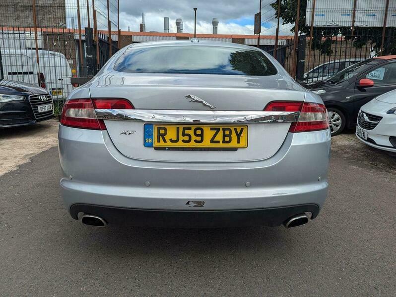 Jaguar XF Saloon Grey #10