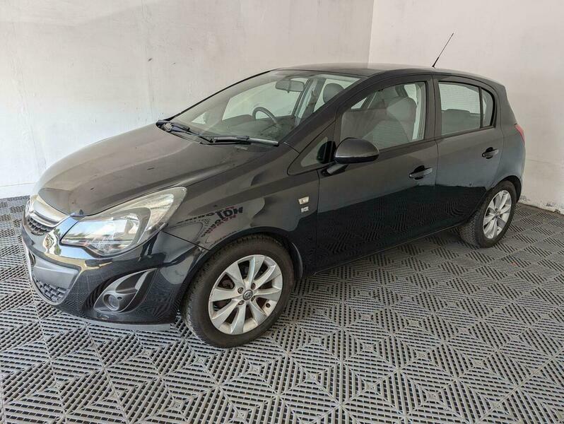 Vauxhall Corsa 1.2 16V Excite Euro Black #6
