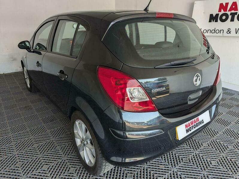 Vauxhall Corsa 1.2 16V Excite Euro Black #4