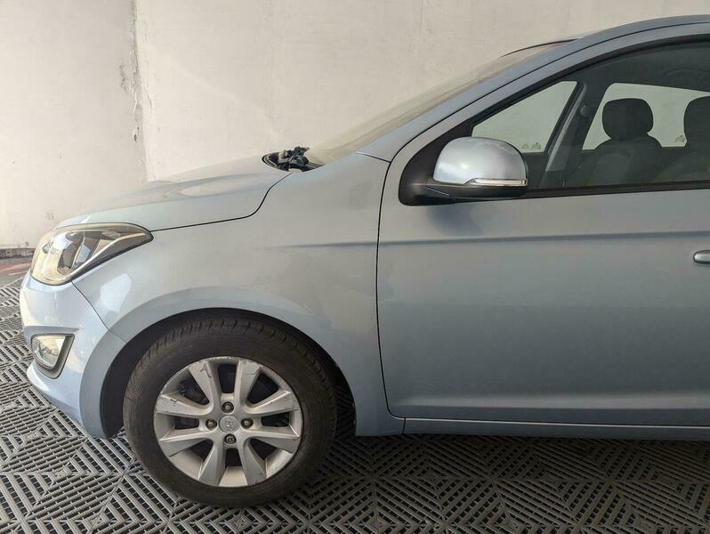 Hyundai I20 1.2 1.2 Active Red #24
