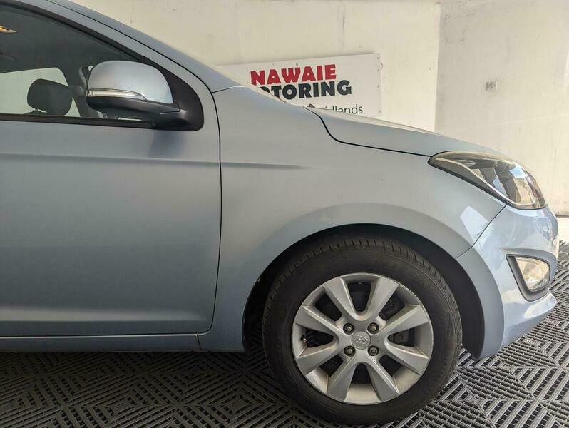 Hyundai I20 1.2 1.2 Active Red #23