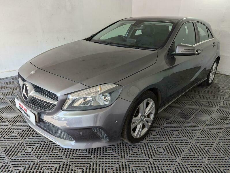 Mercedes-Benz A Class 2.1 A200d Sport Executive Grey #3