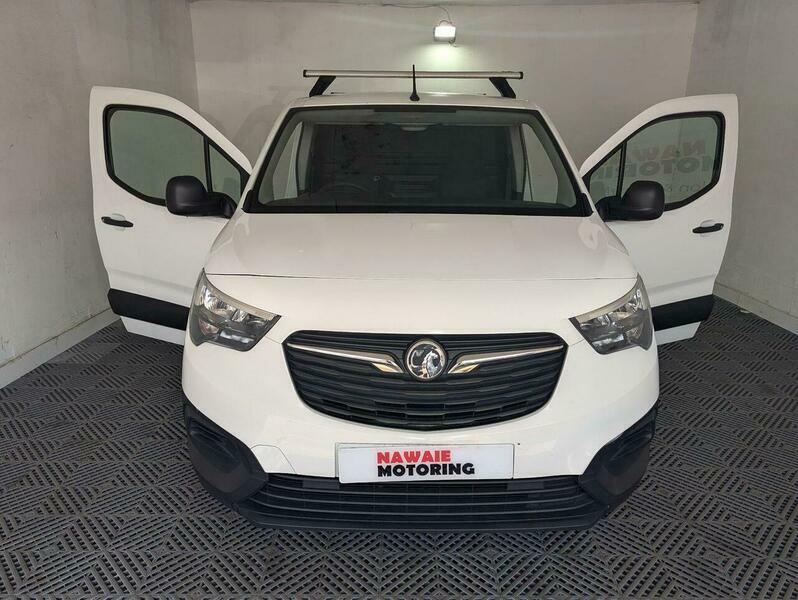 Vauxhall Combo 1.5 Turbo D 2000 White #5