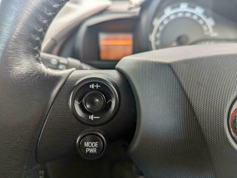 Toyota IQ 3 Silver #28