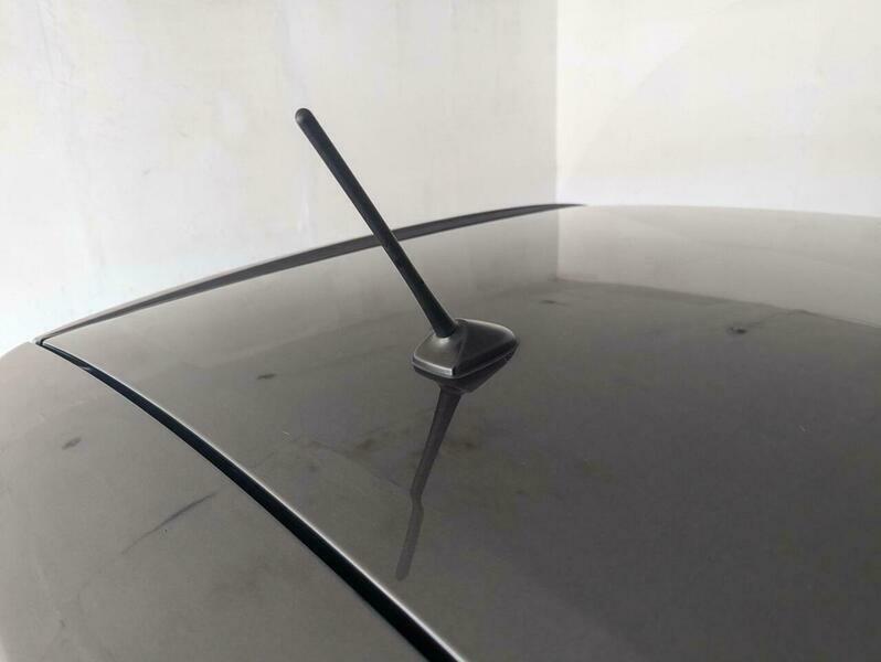 Toyota IQ 3 Silver #26
