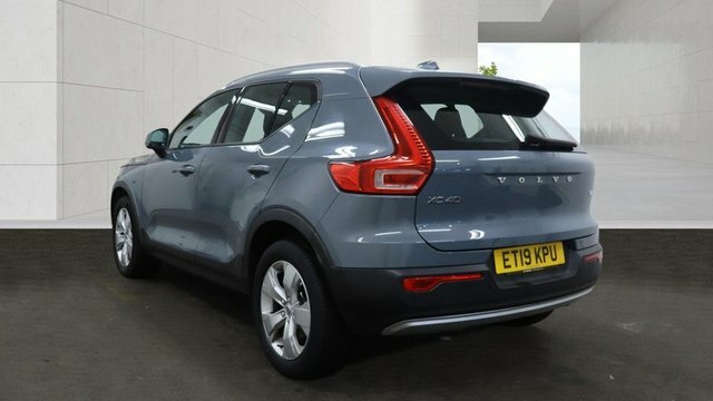 Volvo XC40 2.0 T4 Momentum Suv Euro 6 S S Grey #4