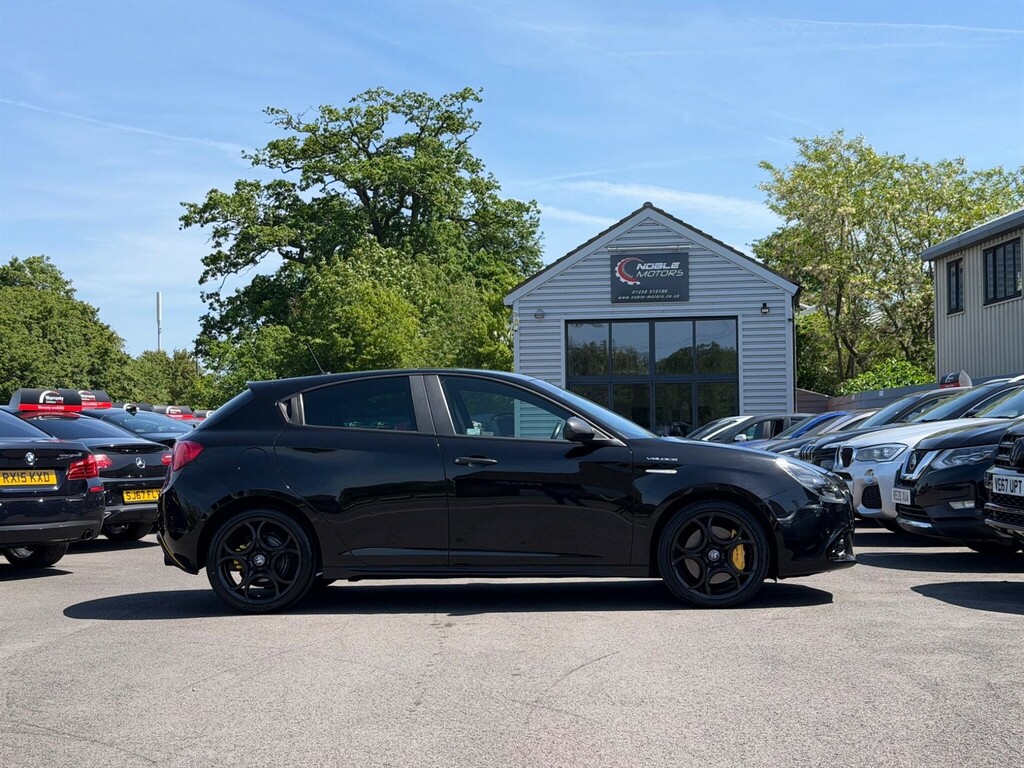 Alfa Romeo Giulietta 2.0 Jtdm-2 Veloce Tct Euro 6 Ss YM19FKU  #3