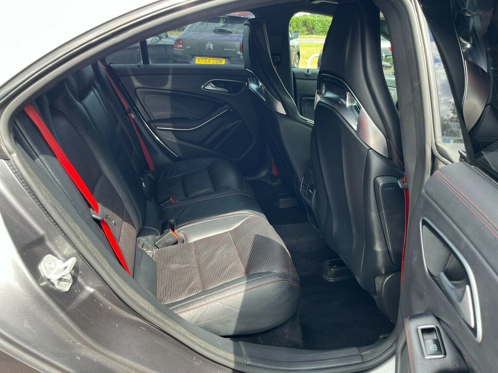 Mercedes-Benz CLA Class Amg Black #33