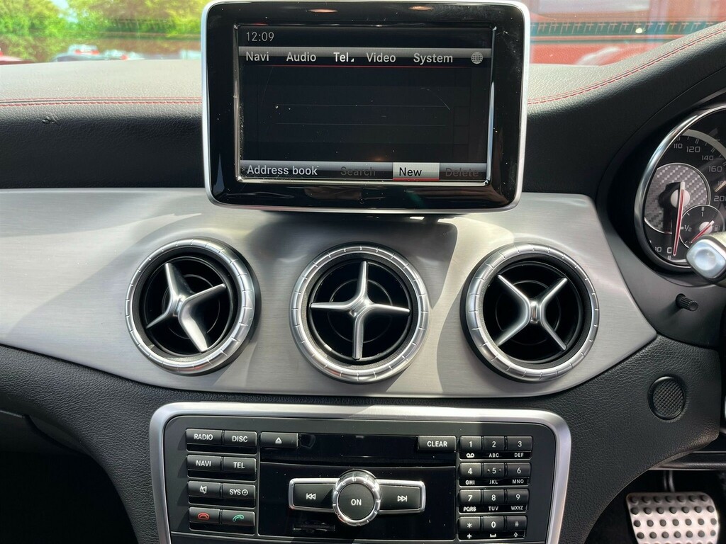 Mercedes-Benz CLA Class Amg Black #21