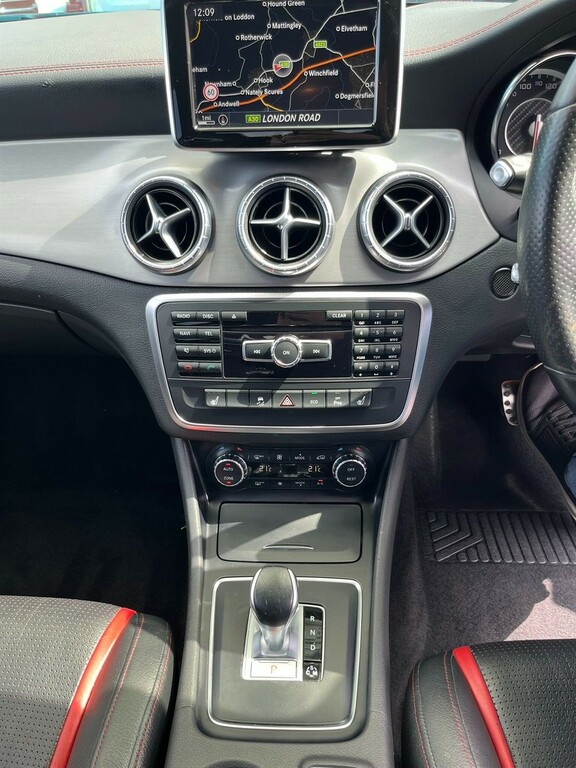 Mercedes-Benz CLA Class Amg Black #20