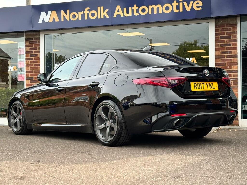 Alfa Romeo Giulia 2.0 Tb Veloce 277 Bhp Black #8
