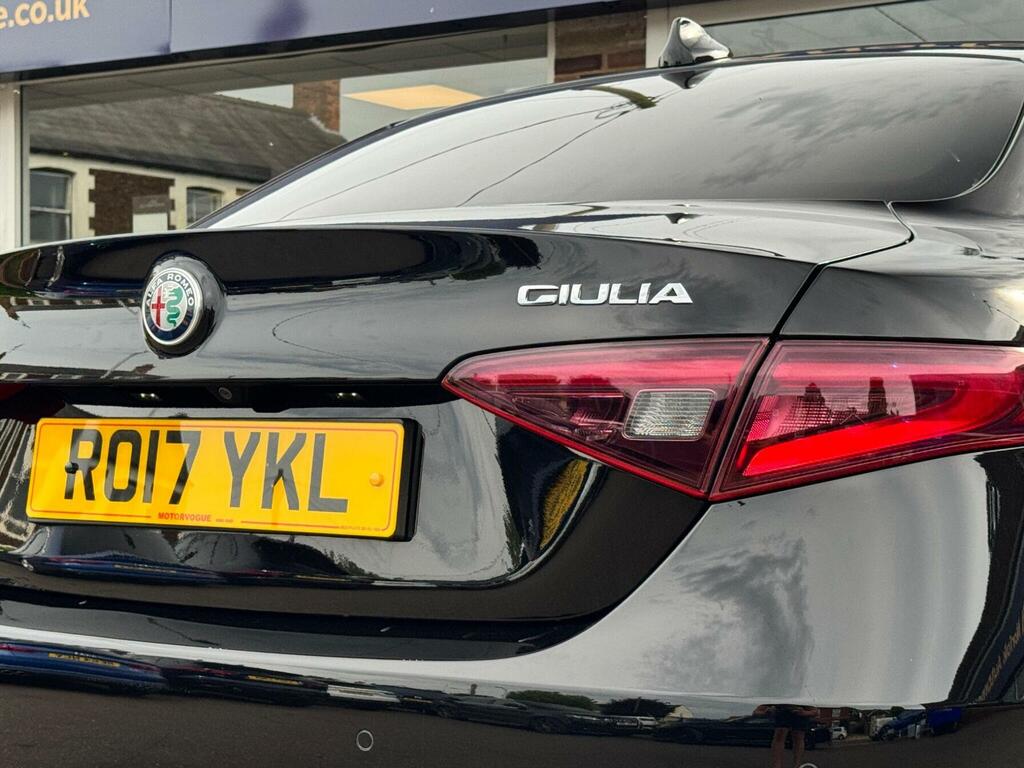 Alfa Romeo Giulia 2.0 Tb Veloce 277 Bhp Black #17