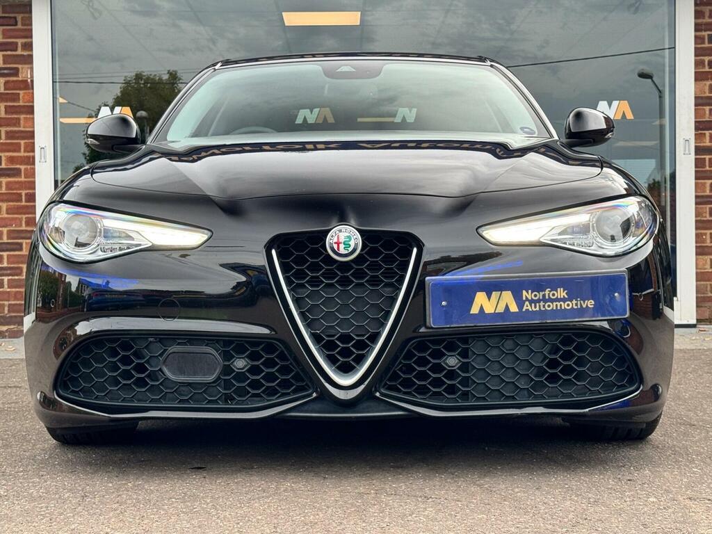 Alfa Romeo Giulia 2.0 Tb Veloce 277 Bhp Black #21