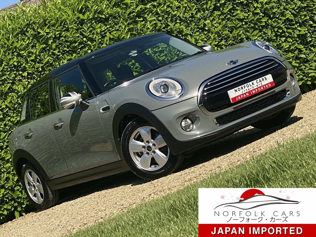 Mini Hatch Cooper Grey