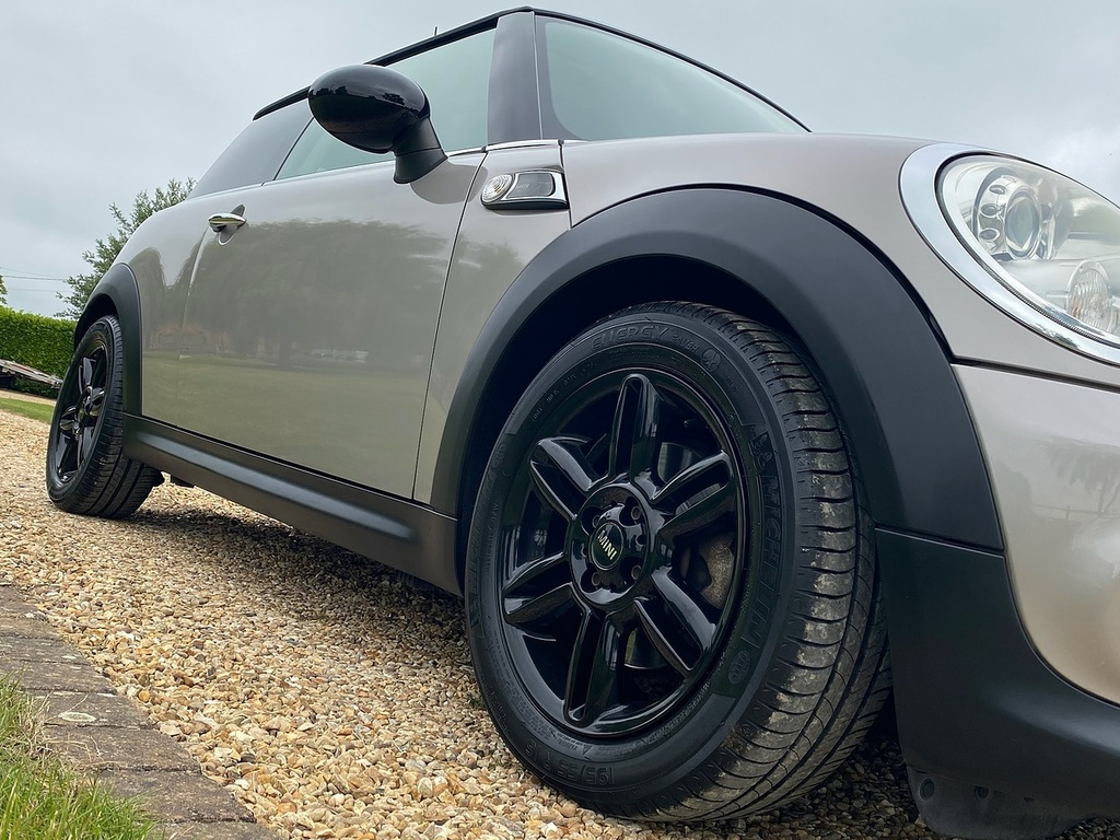 Mini Hatch Cooper Baker Street Grey #2