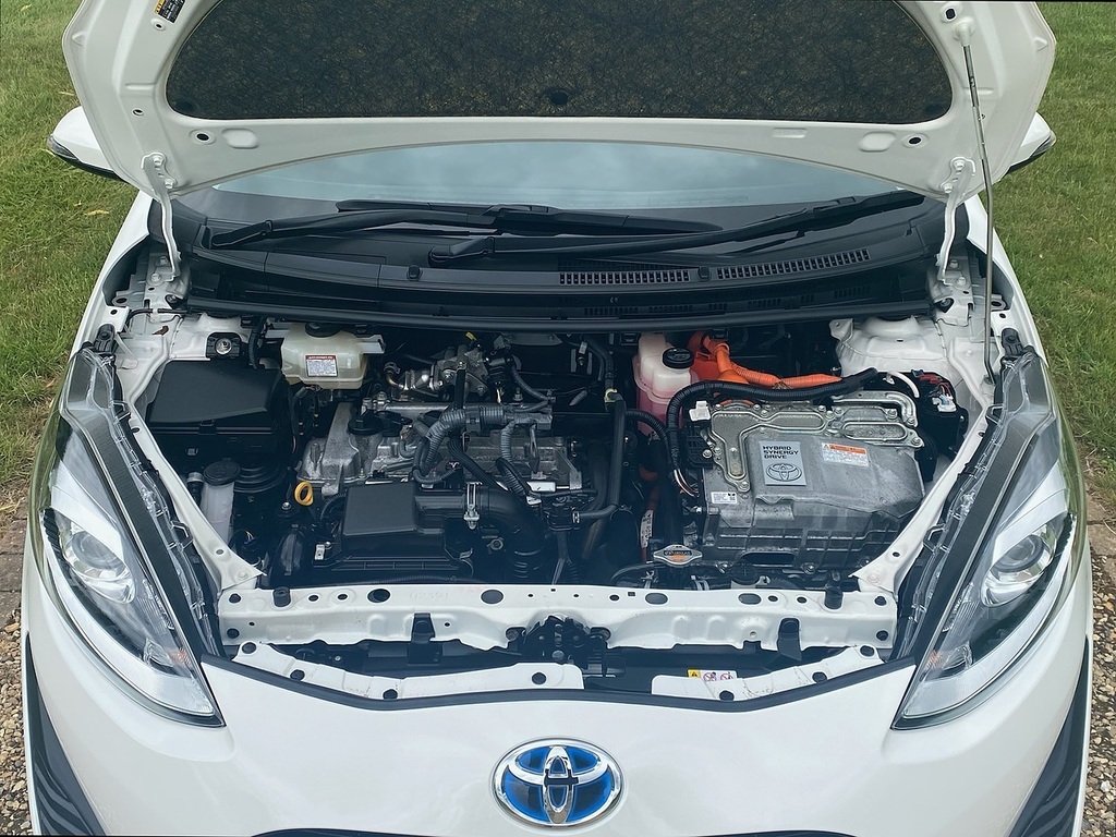 Toyota Aqua  Silver #34