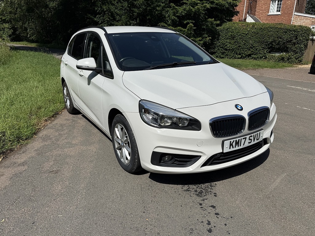 BMW 2 Series Active Tourer 218D Se White