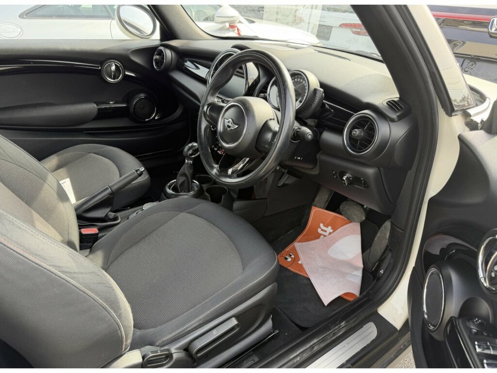 Mini Convertible Cooper Brown #3