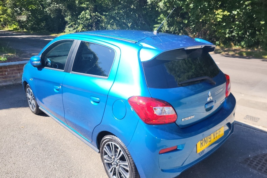 Mitsubishi Mirage Hatchback 1.2 4 Hatchback Cvt Euro Blue #2