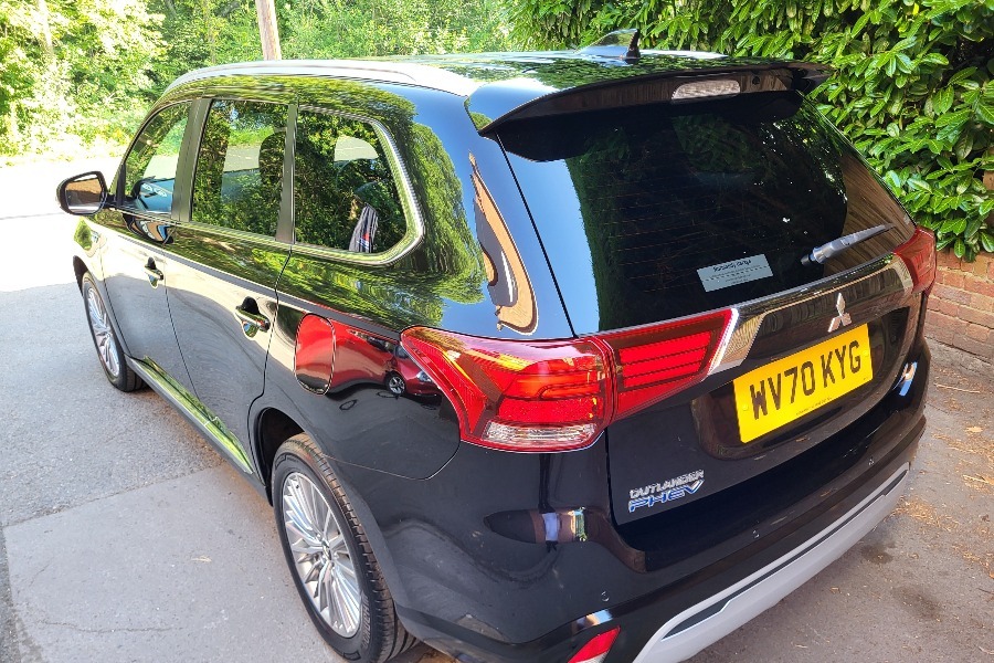 Mitsubishi Outlander Suv 2.4H Twinmotor 13.8Kwh Dynamic Suv Pet Black #3
