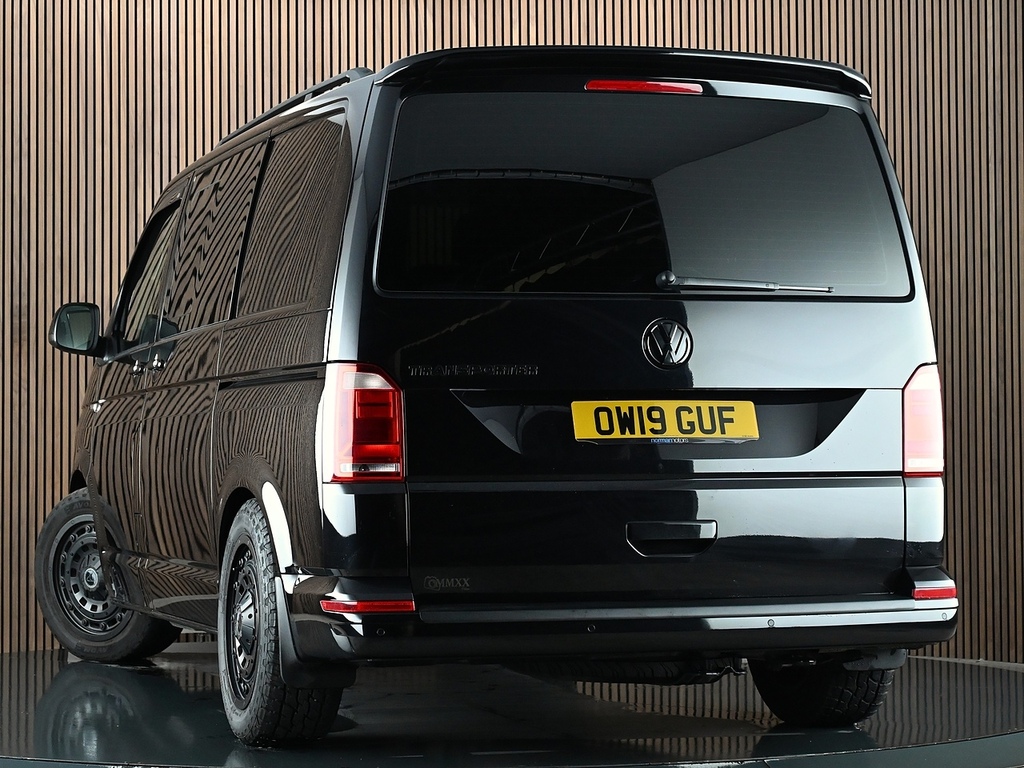 Volkswagen Transporter 2.0 Tdi T32 Bluemotion Tech Highline Kombi Double OW19GUF Black #2